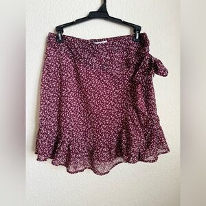 Hollister Burgundy Ultra High Rise Floral Skirt